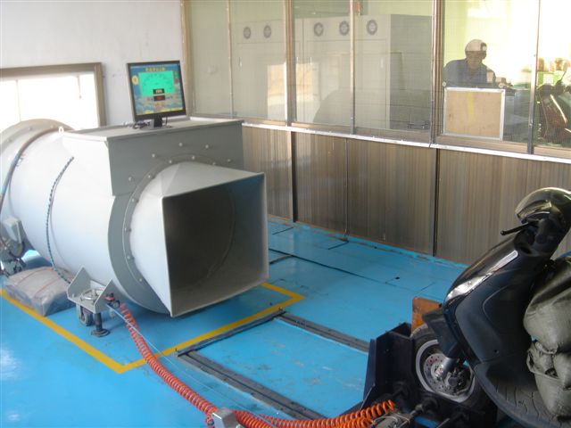 底盤測功機(jī)